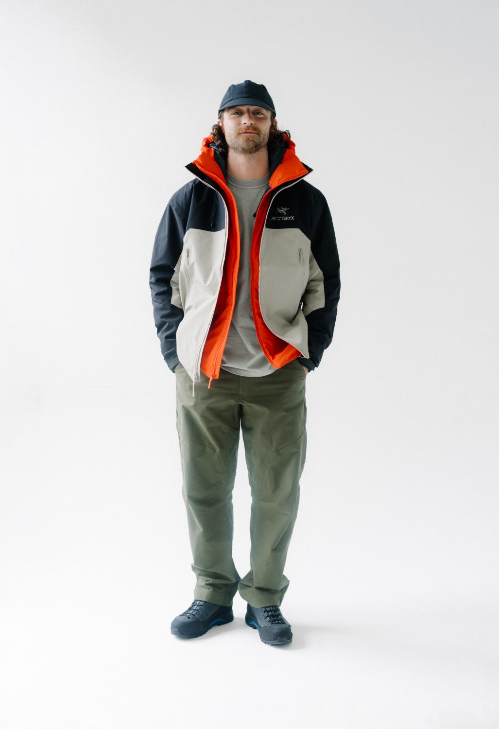 Arc'teryx Men's Beta AR Jacket - Black / Rune
