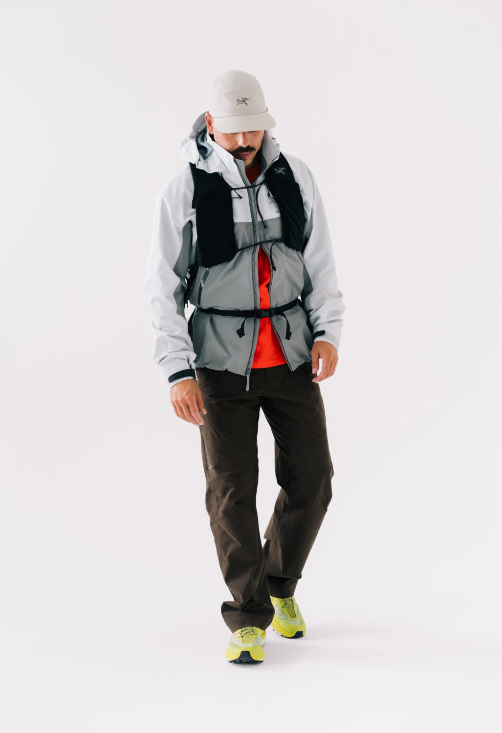 Arc'teryx Men's Beta AR Jacket - Solitude / Void