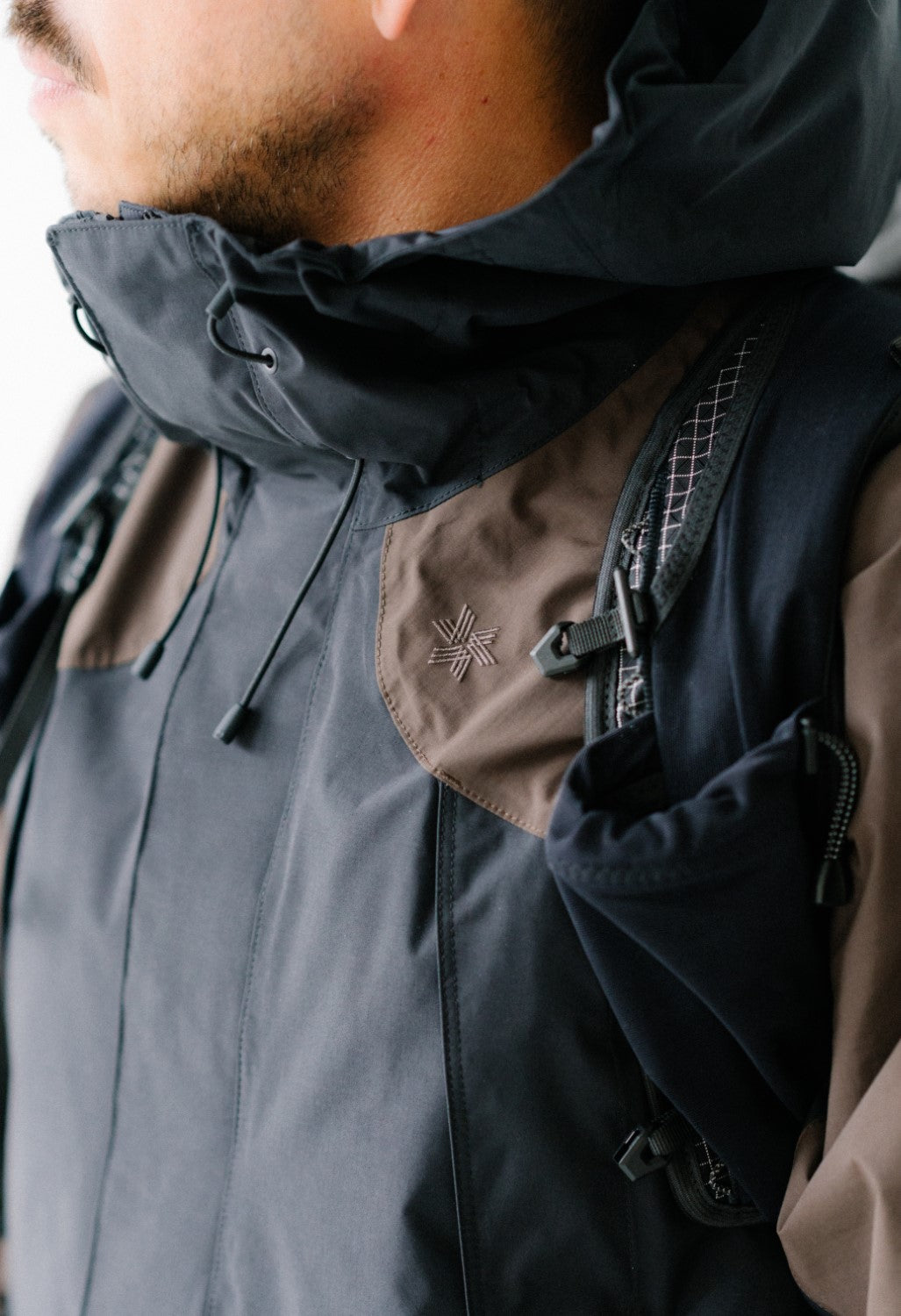 Goldwin Pertex Unlimited 2L Jacket - Jet Brown / Black