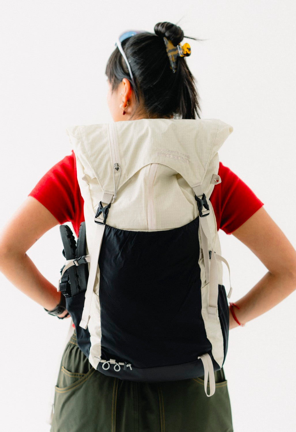 Gossamer Gear x Hikerkind Loris 25 Daypack - Dolomite