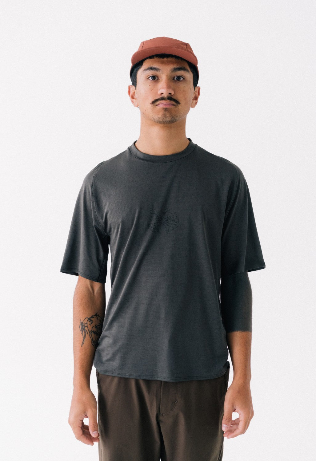 Portal Lateral Peak Tee - Dark Olive